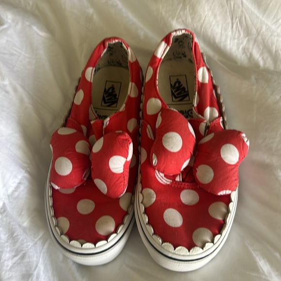 Minnie Mouse Vans - Picture 2 of 7